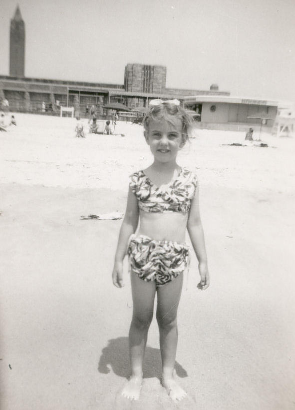 Janet Davids, Jones Beach, New York. 1947 